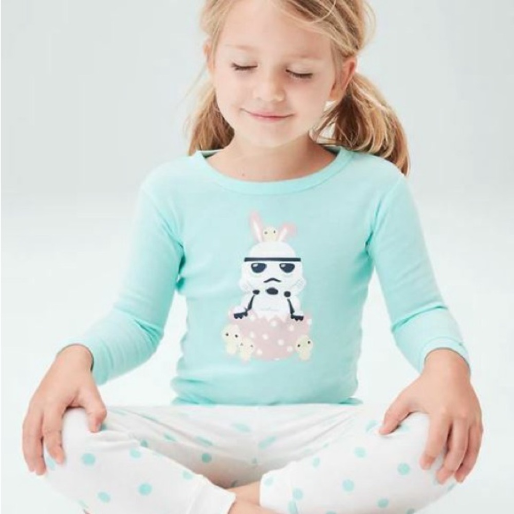 Girls' Gap Easter Star Wars Long-Sleeve Pajama Top and Polka Dot Pants